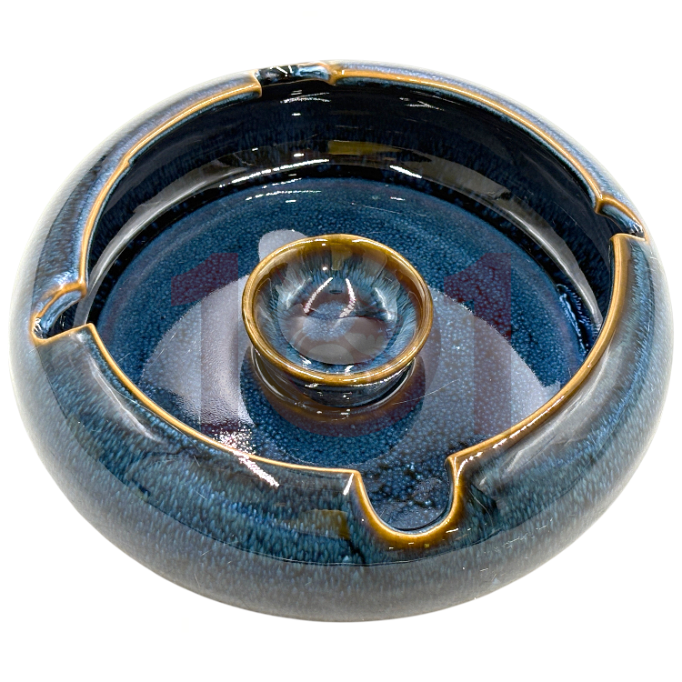 FUJIMA 6.5" REACTIVE FINISH CERAMIC ASHTRAY (A251)